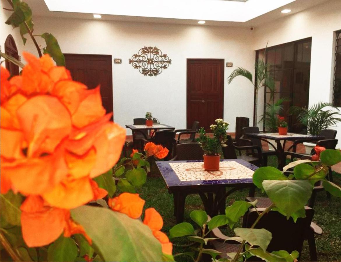 Hostal Las Puertas Santa Ana Kültér fotó