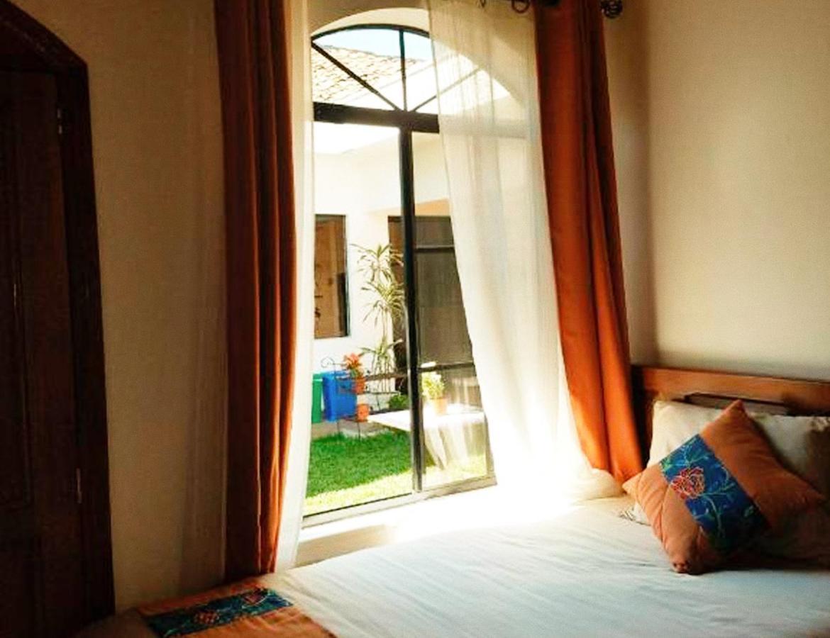 Hostal Las Puertas Santa Ana Kültér fotó